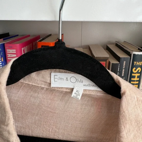 Boutique Eden & Olivia maternity lightweight long sleeve oversized shirt blouse - Picture 4 of 6